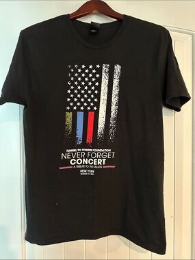 Tunnel to Towers Foundation Never Forget Concert Graphic Tee
